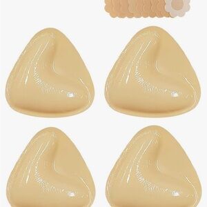 Elegant Cream Strapless Dress with Timeless Silhouette SIZE MEDIUM